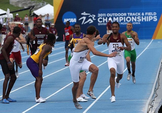 2011NCAASat-202.JPG - June 8-11, 2011; Des Moines, IA, USA; NCAA Division 1 Track and Field Championships.